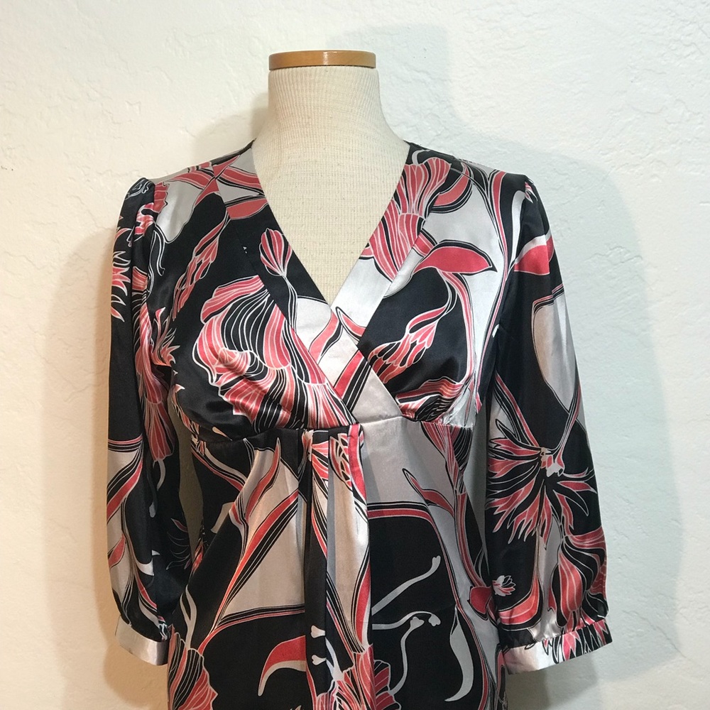 LOREN D Size: M Side Zipper Top